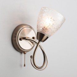 Настенный светильник со стеклянным плафоном                      Eurosvet  30130/1 античная бронза