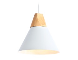 Ambrella Light Подвесной светильник Traditional TR8195