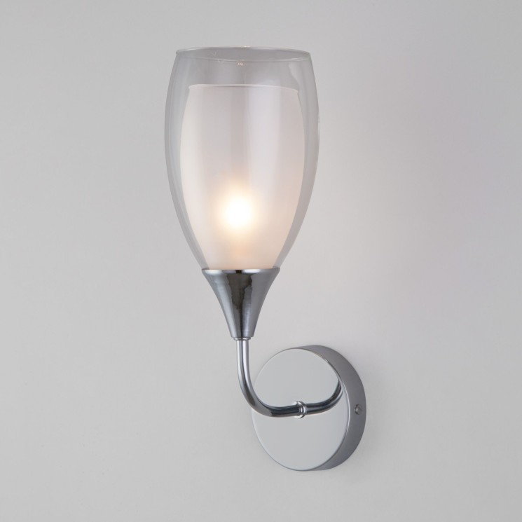 Настенный светильник со стеклянным плафоном                      Eurosvet  50285/1 хром